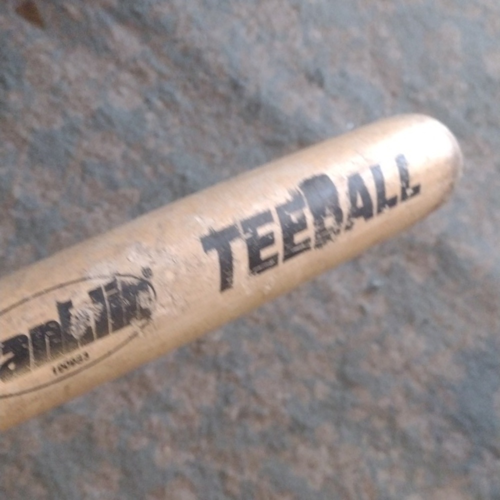 Assorted Baseball Bats - Picture 8 of 8
